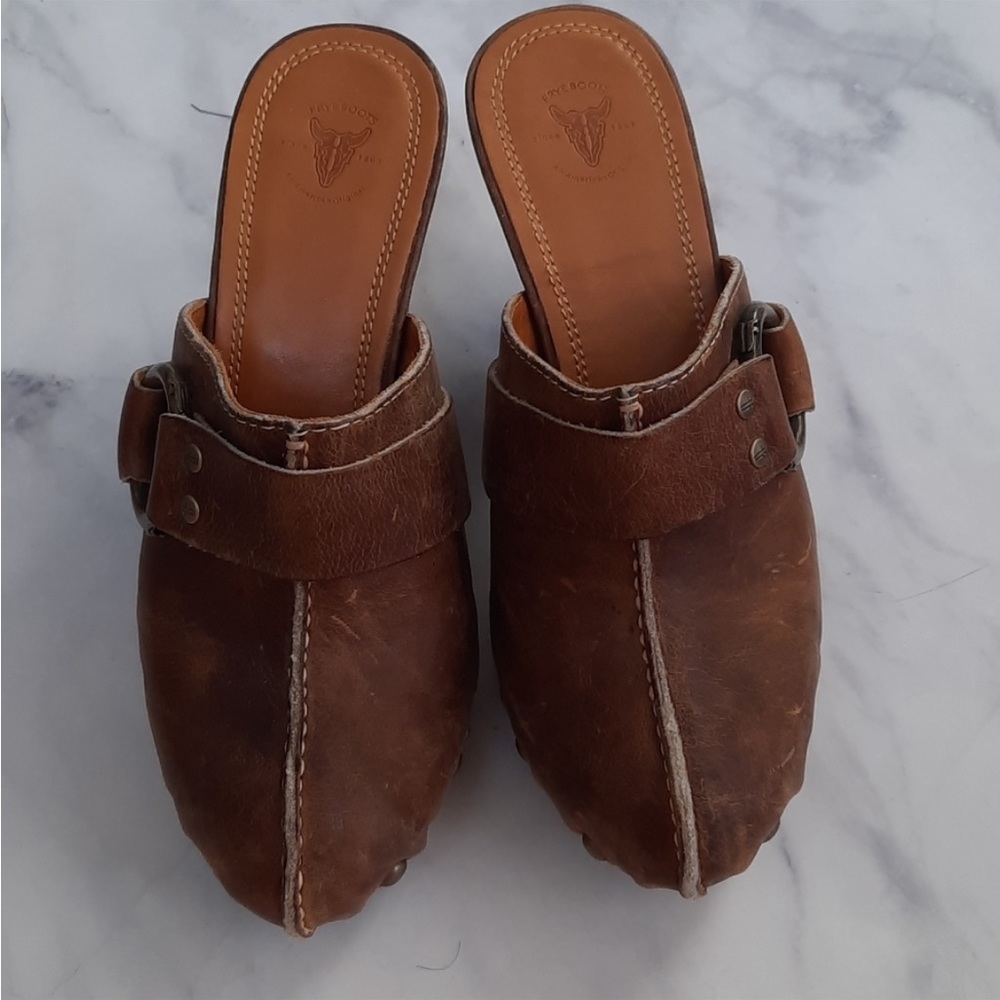 Frye Reese clogs sz 7